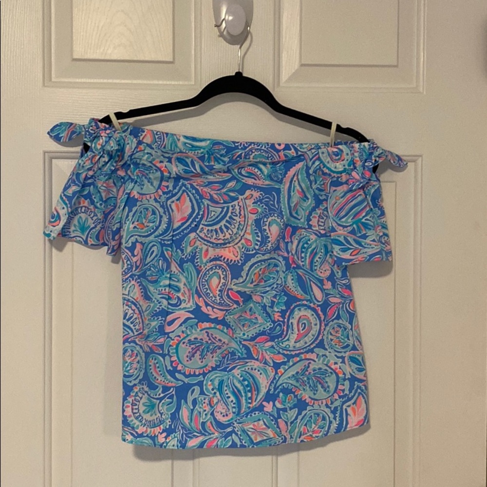 NWT Lilly Pulitzer off the shoulder shirt